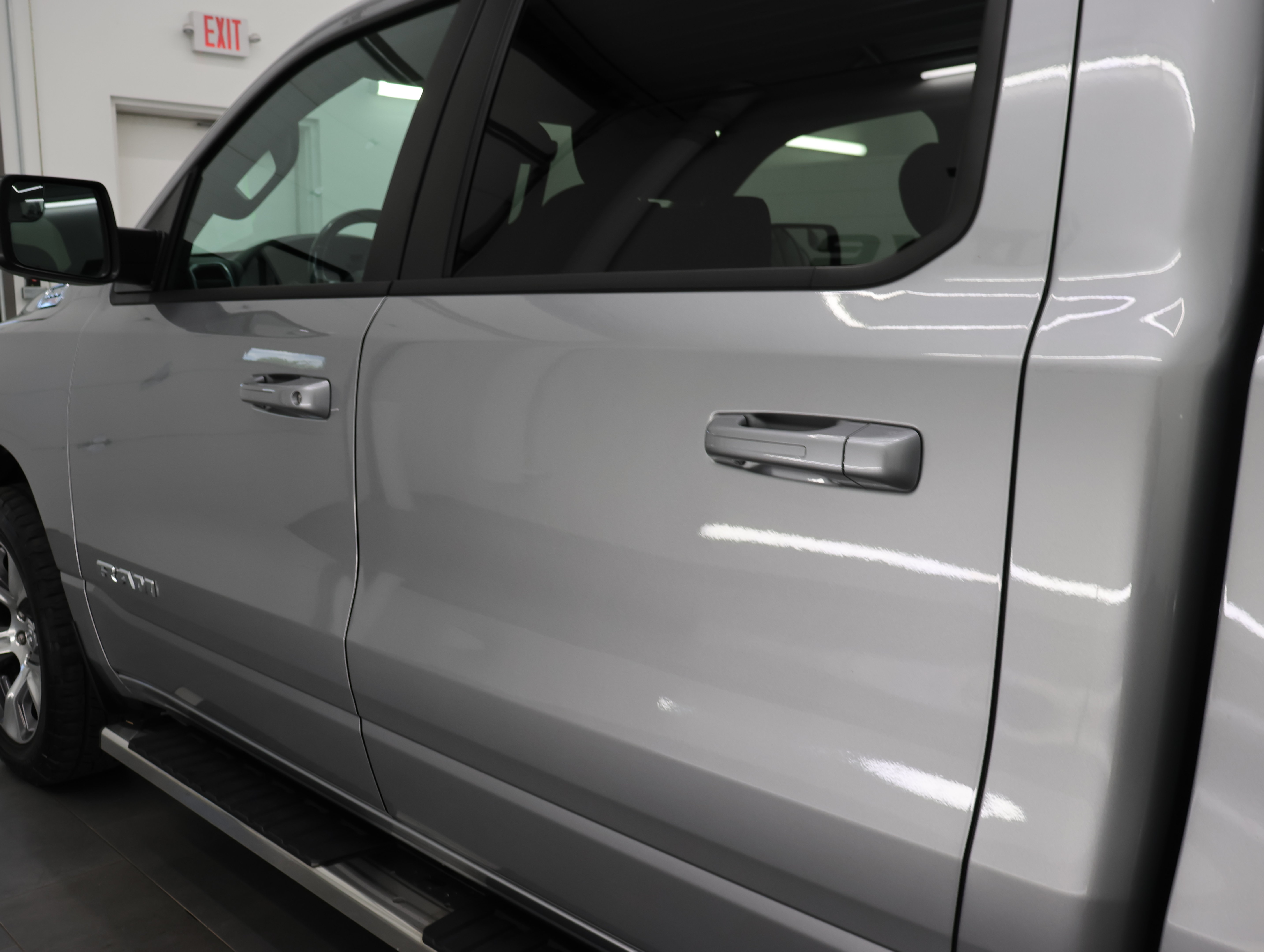 Used 2022 RAM 1500 Big Horn AWD/4WD image 32