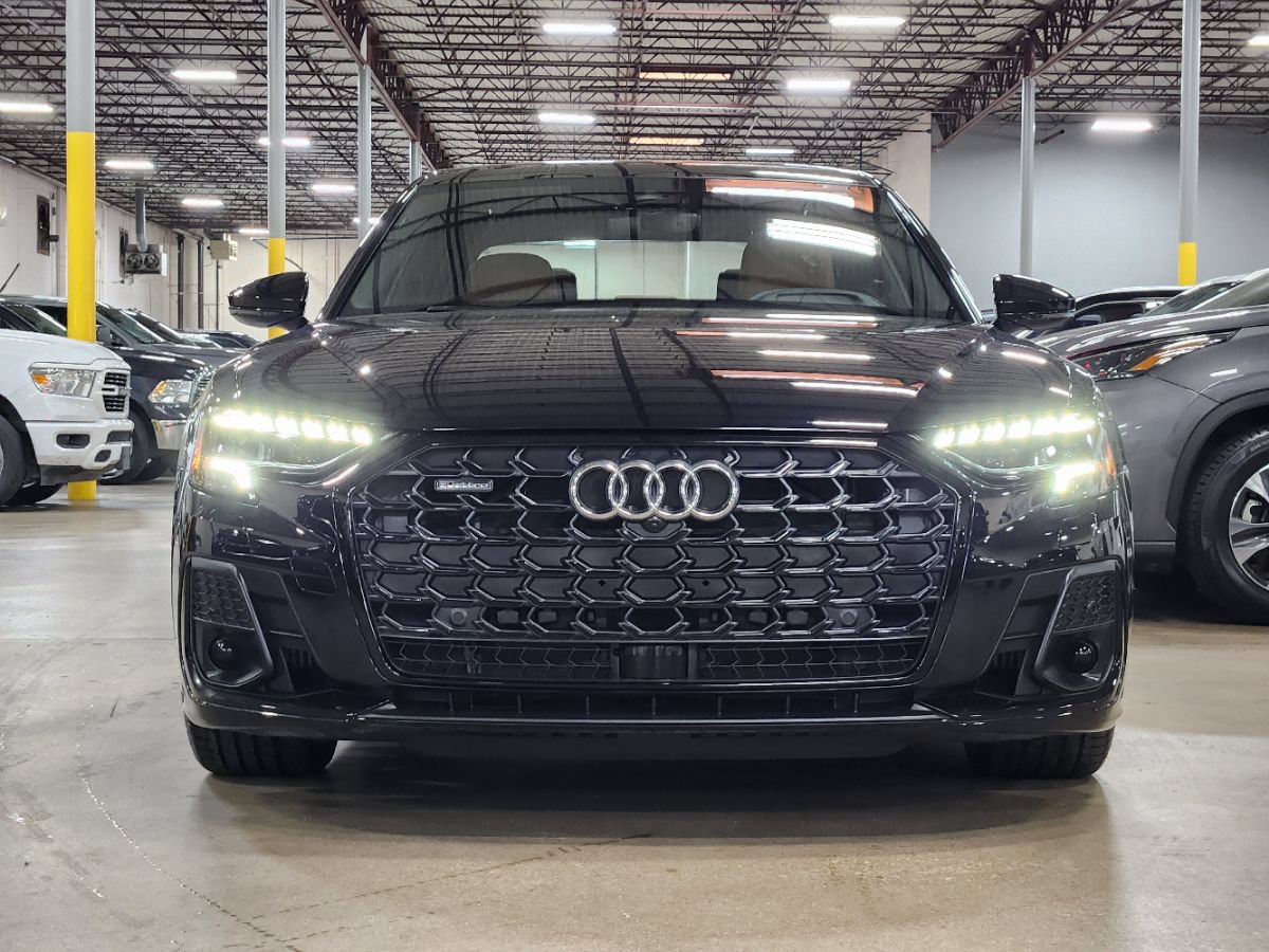 Used 2025 Audi A8 L 3.0T AWD/4WD image 2