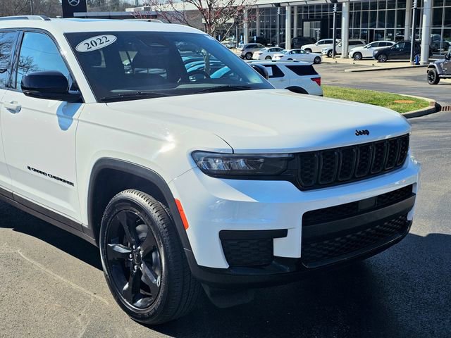 Used 2022 Jeep Grand Cherokee L Laredo image 2