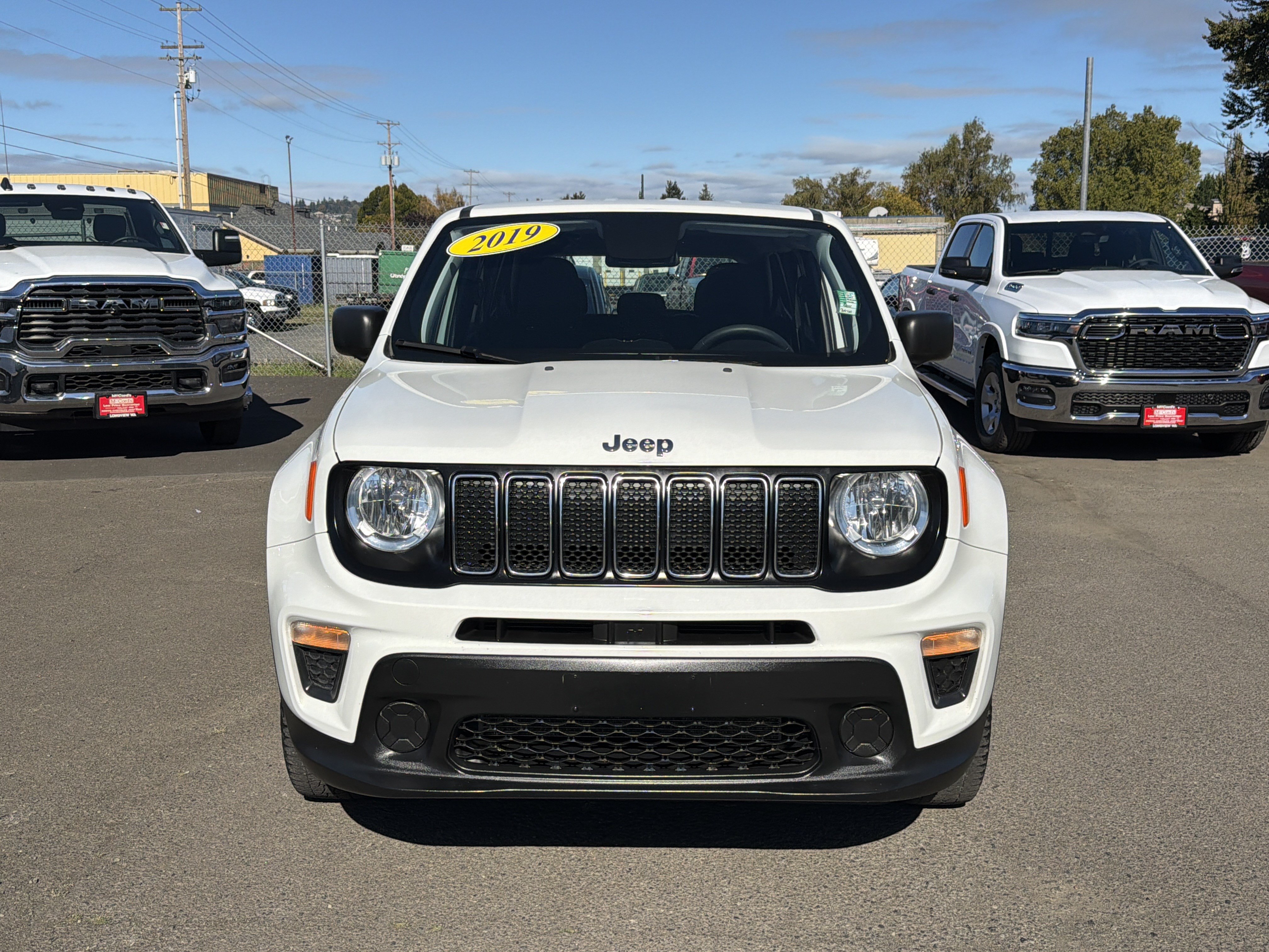 Used 2019 Jeep Renegade Sport w/ UConnect 7.0 Group AWD/4WD image 8