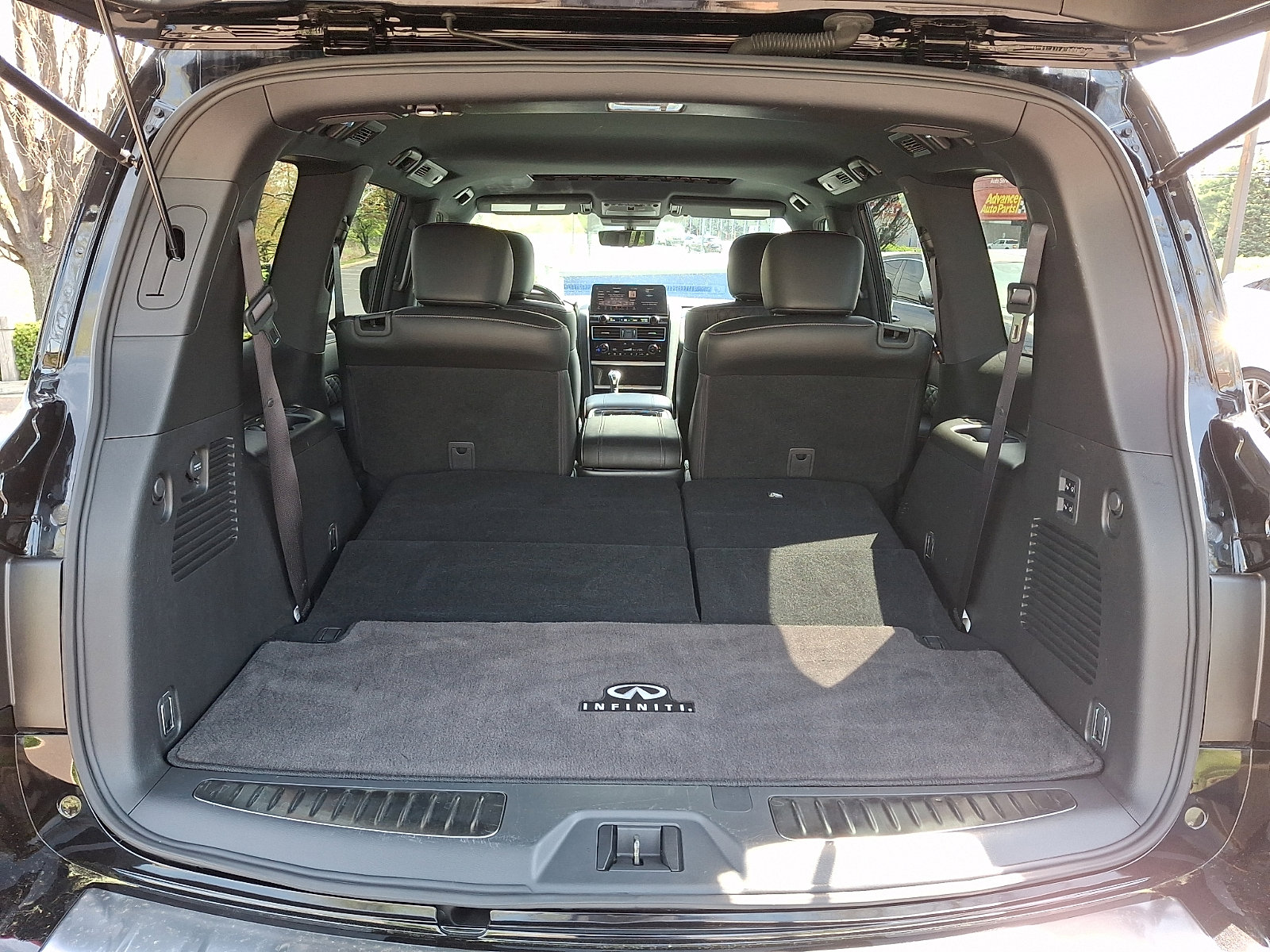 Certified 2024 INFINITI QX80 Sensory image 31