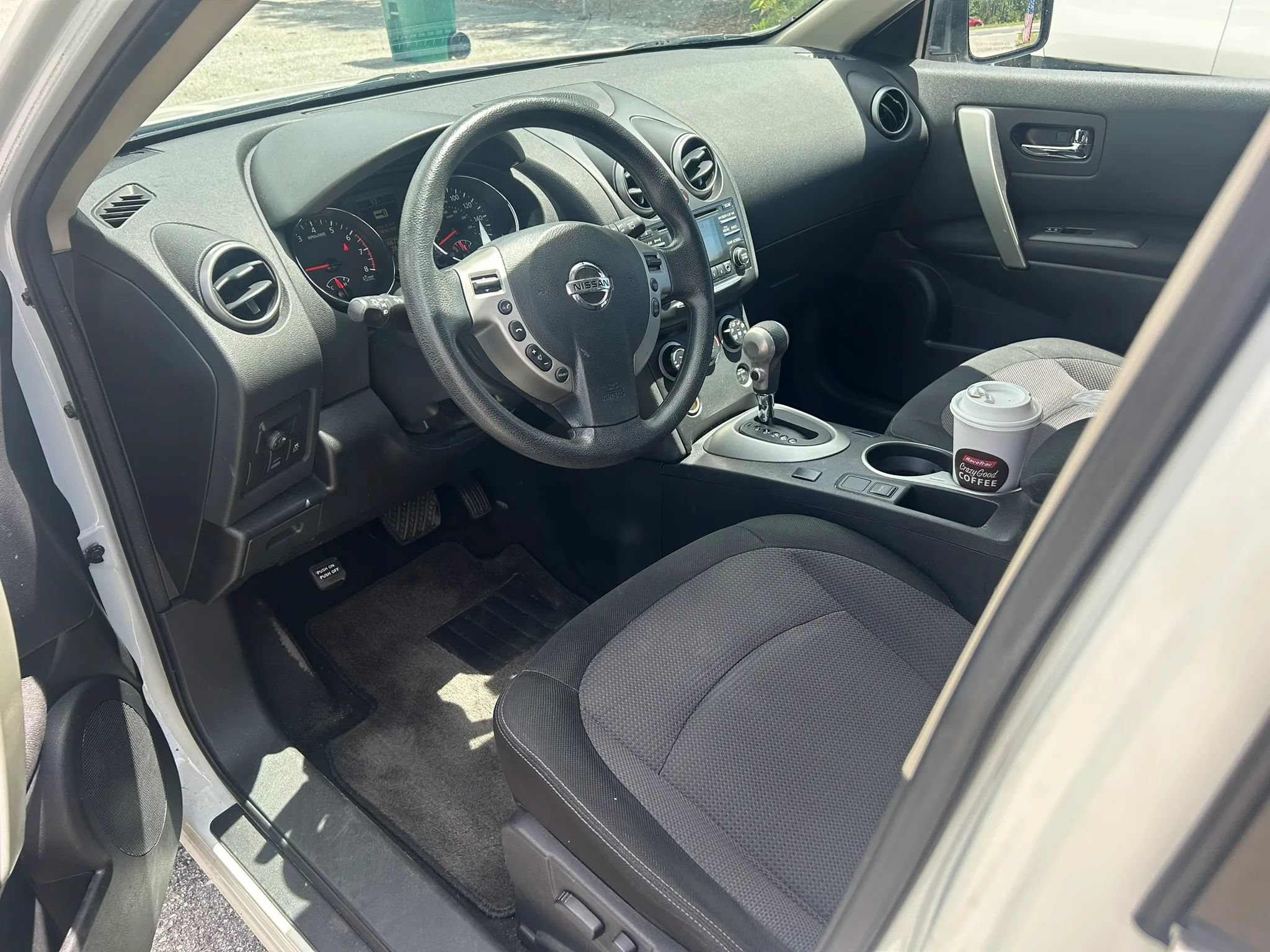 Used 2012 Nissan Rogue SV AWD/4WD image 26
