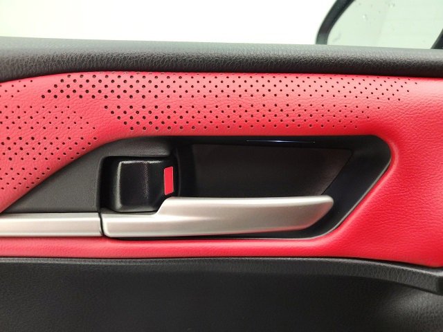 Used 2025 Toyota Camry XSE w/ Premium Package image 48