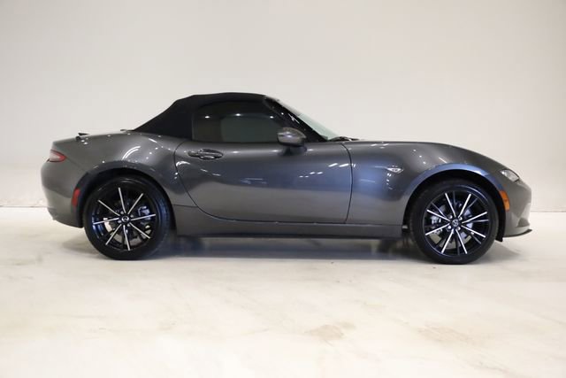 Used 2024 MAZDA MX-5 Miata Grand Touring image 4
