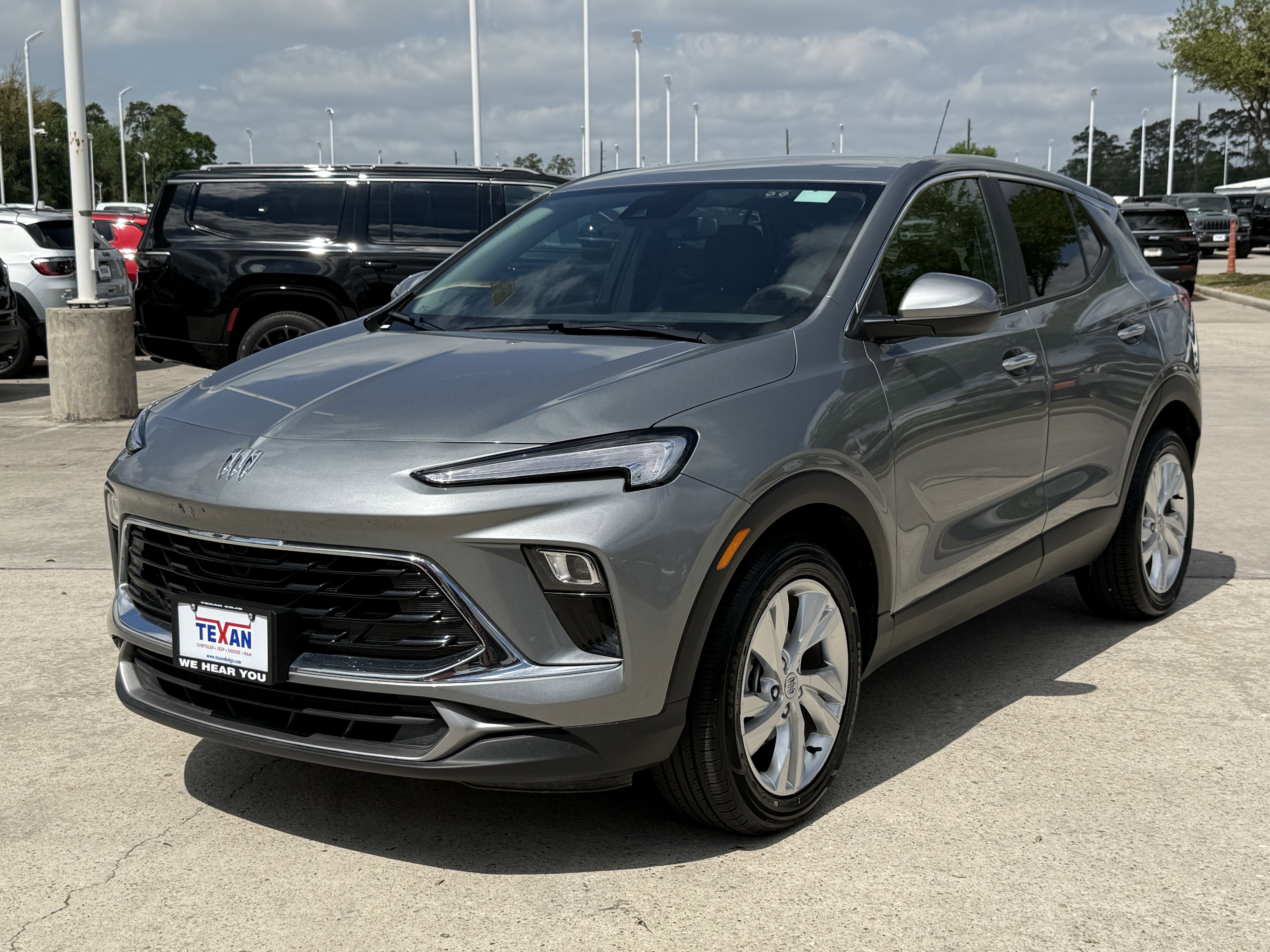 Used 2025 Buick Encore GX Preferred FWD image 10