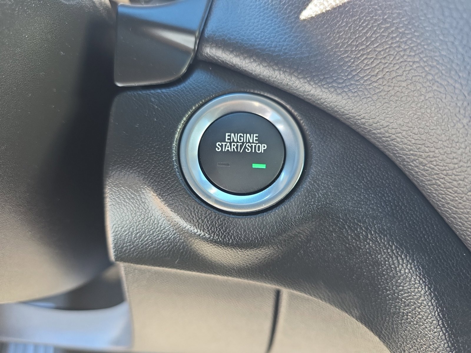 Used 2023 Chevrolet Equinox LT image 30