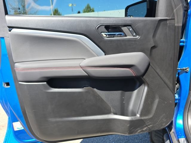 Used 2024 Chevrolet Colorado Z71 w/ Z71 Convenience Package 2 AWD/4WD image 16