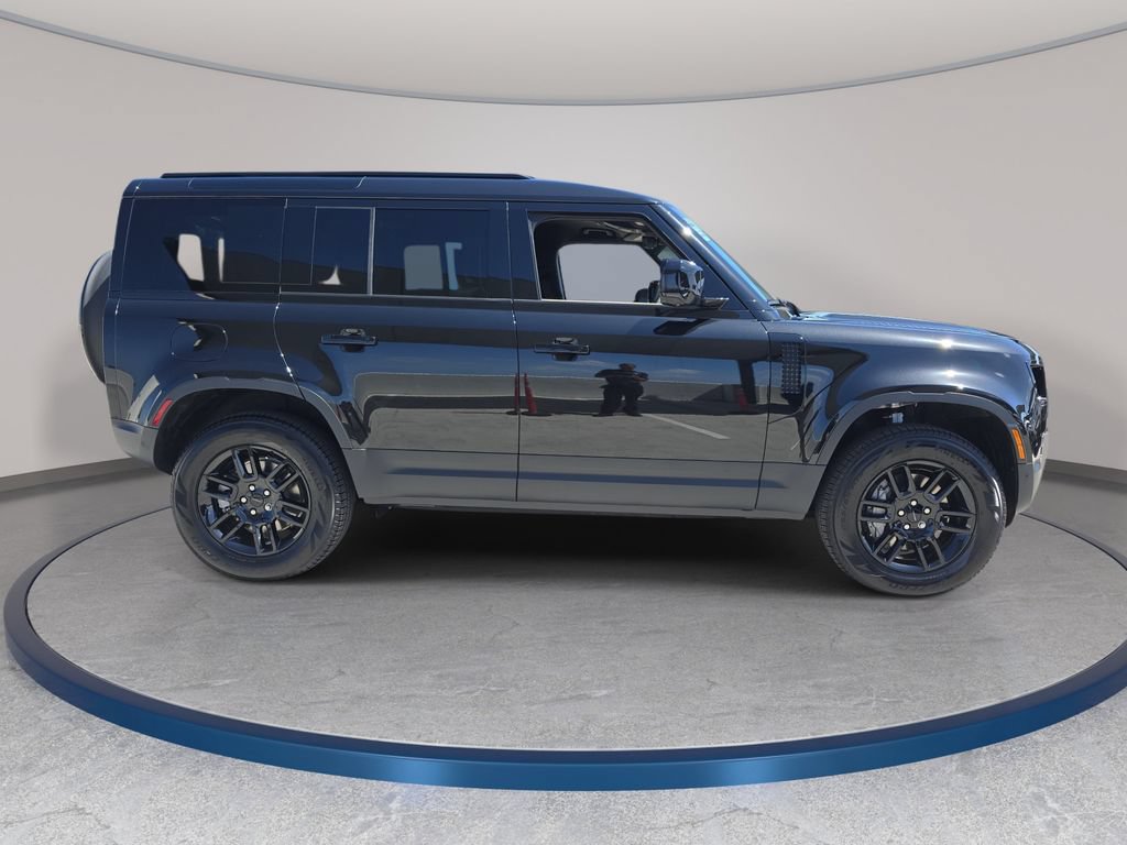 New 2026 Land Rover Defender 110 S AWD/4WD image 4
