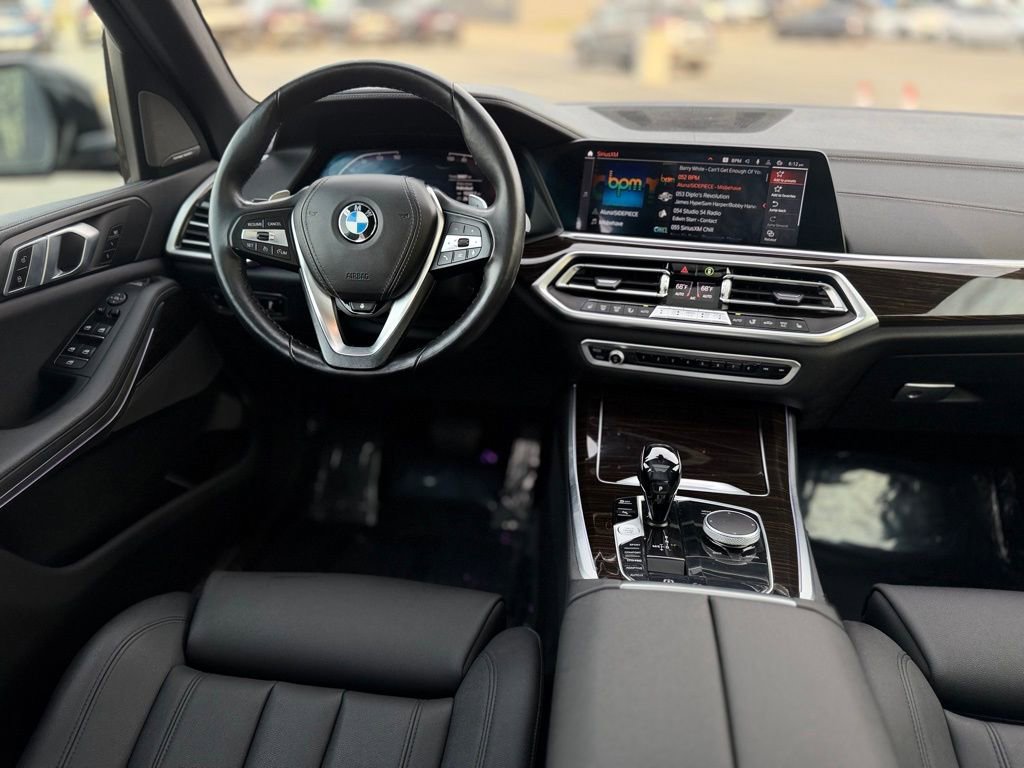 Used 2021 BMW X5 xDrive40i w/ Premium Package image 11