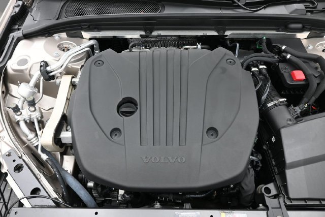 Used 2024 Volvo S60 B5 Plus w/ Climate Package FWD image 34