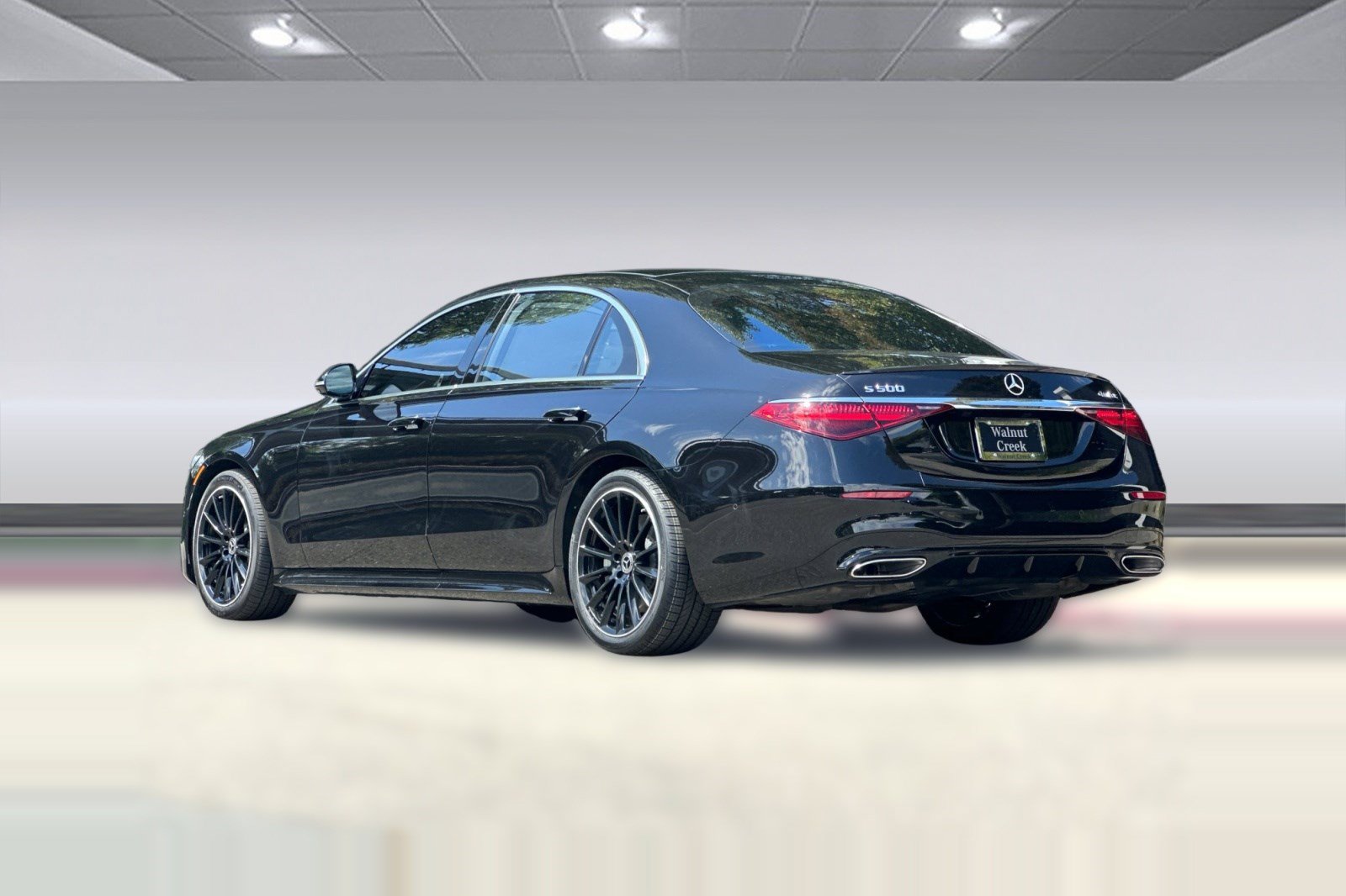 Certified 2022 Mercedes-Benz S 500 4MATIC image 3