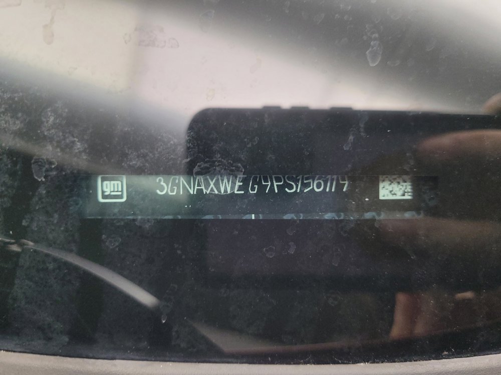 Used 2023 Chevrolet Equinox RS image 33