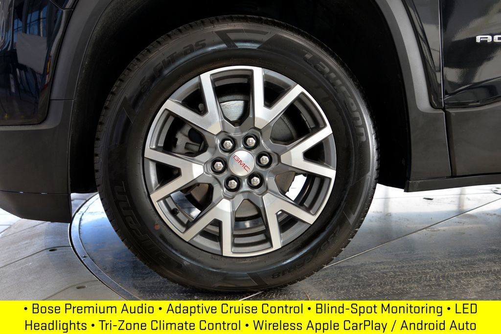 Used 2023 GMC Acadia SLT image 10