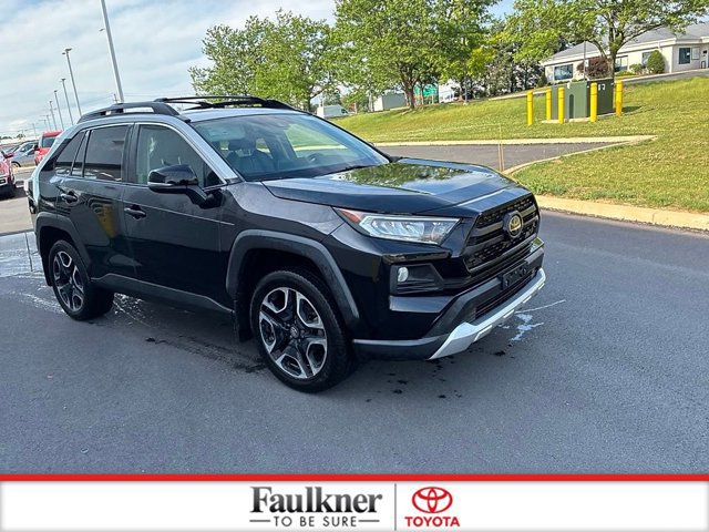Used 2019 Toyota RAV4 Adventure AWD/4WD image 2