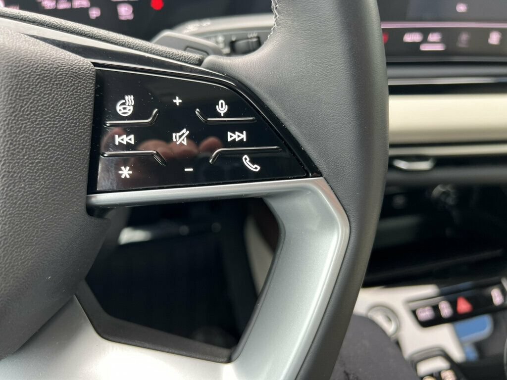 Used 2025 Audi A5 2.0T Premium w/ Convenience Package AWD/4WD image 19