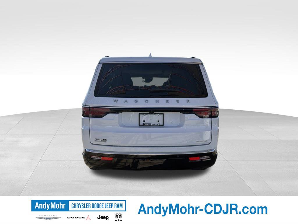 Used 2023 Jeep Wagoneer Series II w/ Premium Group I AWD/4WD image 6