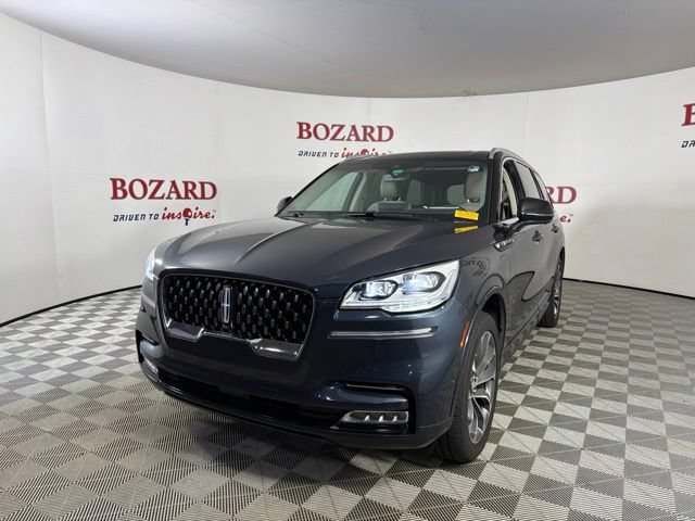 Used 2022 Lincoln Aviator Grand Touring w/ Equipment Group 301A AWD/4WD image 4