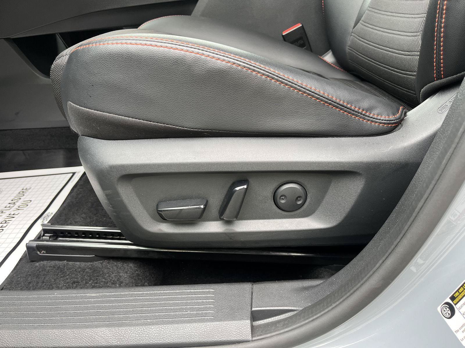 Certified 2025 Nissan Rogue SV AWD/4WD image 20