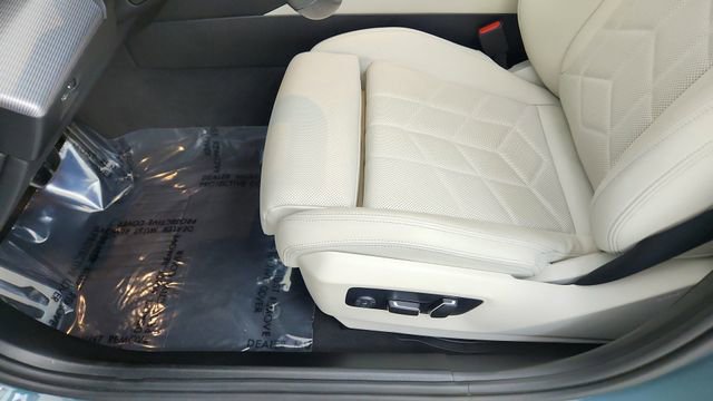 Used 2024 BMW 530i image 34