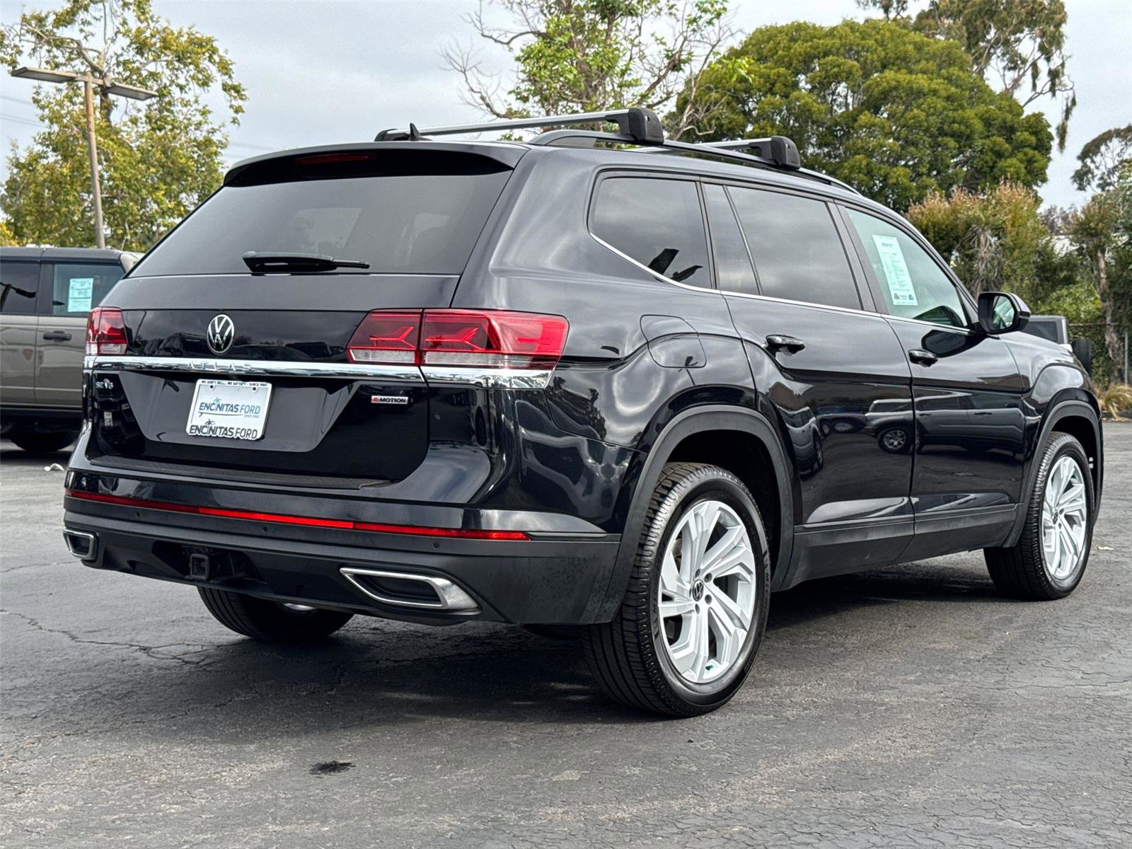 Used 2021 Volkswagen Atlas SE AWD/4WD image 12