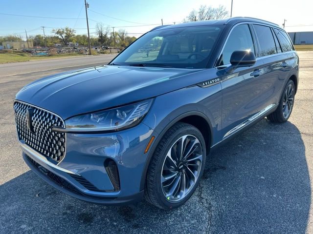 New 2026 Lincoln Aviator Reserve w/ Illumination Package image 3