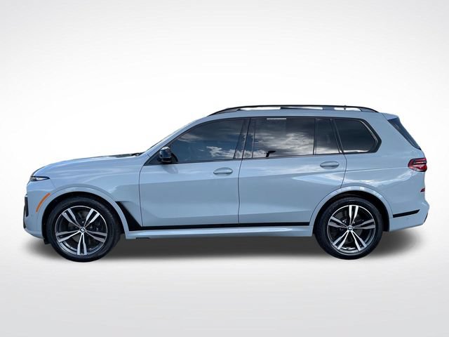 Used 2025 BMW X7 M60i AWD/4WD image 2