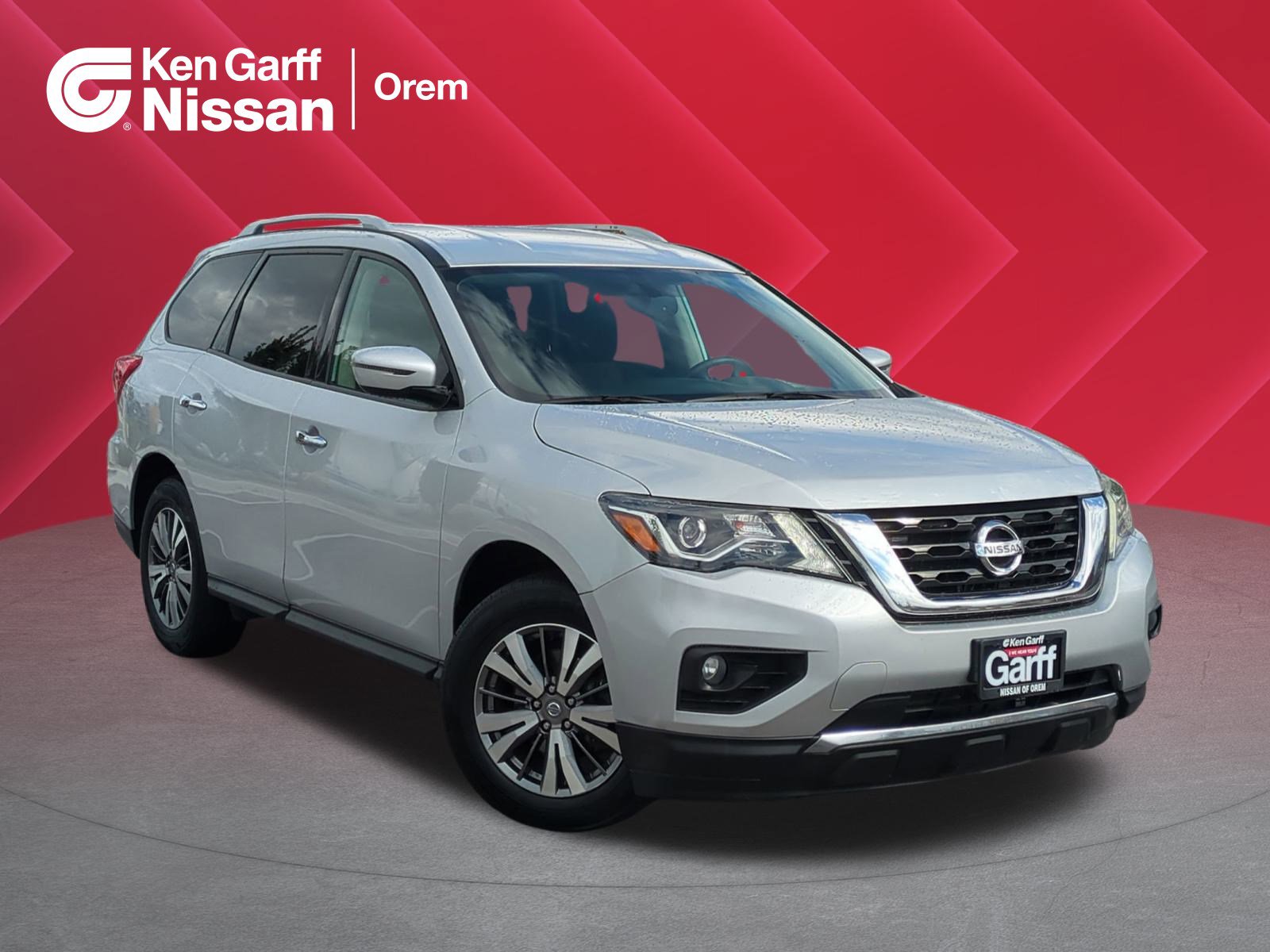 Used 2020 Nissan Pathfinder SV