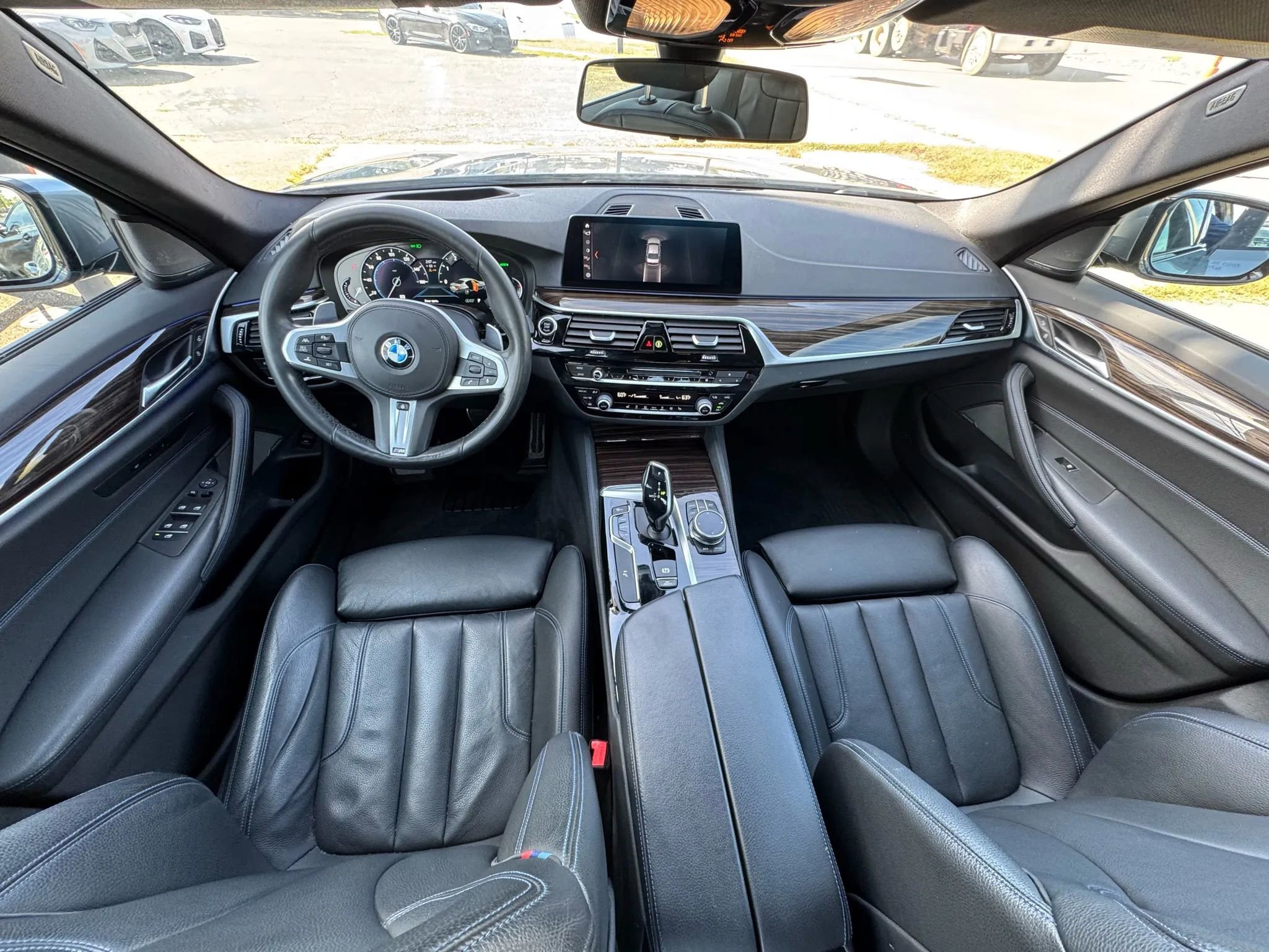 Used 2019 BMW 540i xDrive w/ M Sport Package image 16