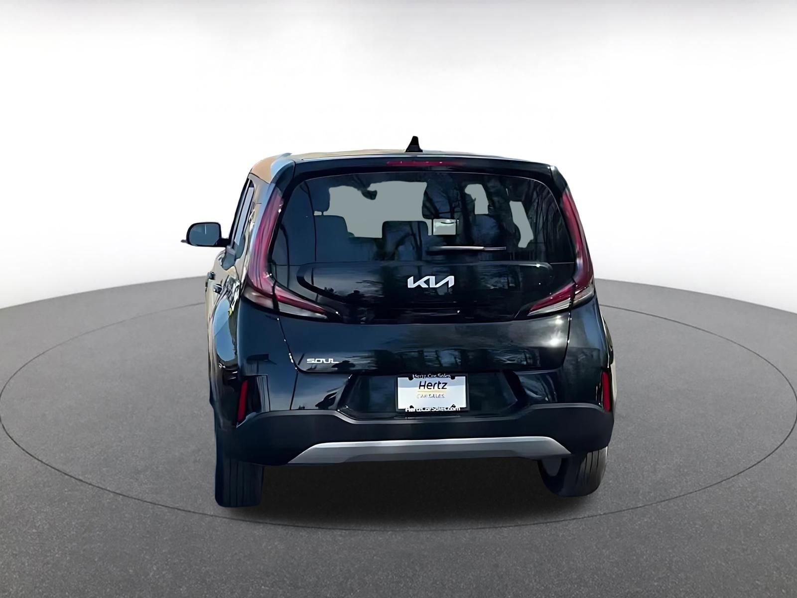 Used 2025 Kia Soul LX w/ LX Technology Package image 12