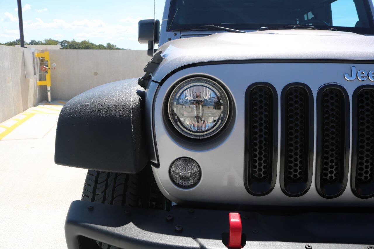 Used 2014 Jeep Wrangler Unlimited Rubicon AWD/4WD image 64