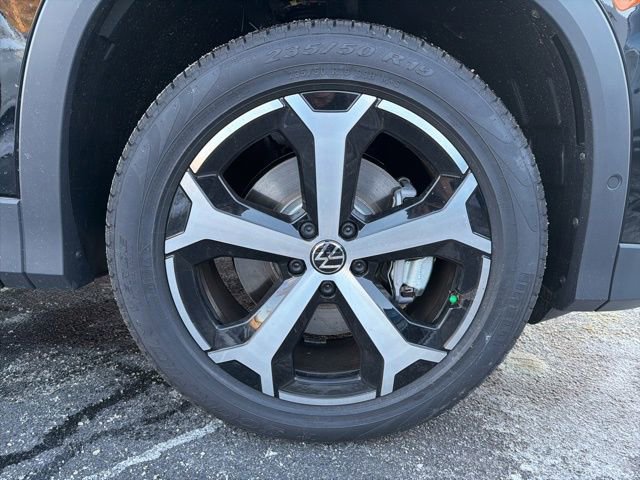 New 2026 Volkswagen Tiguan SE image 9