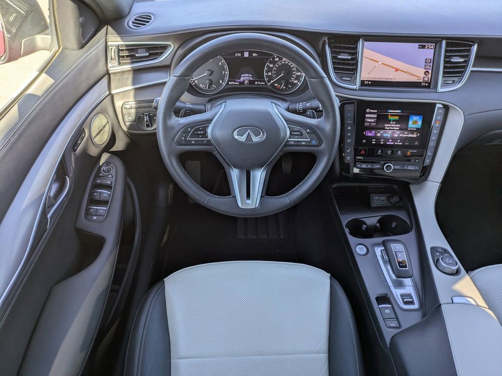 Certified 2025 INFINITI QX55 Essential image 16