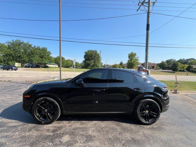 Used 2024 Porsche Cayenne Coupe image 5