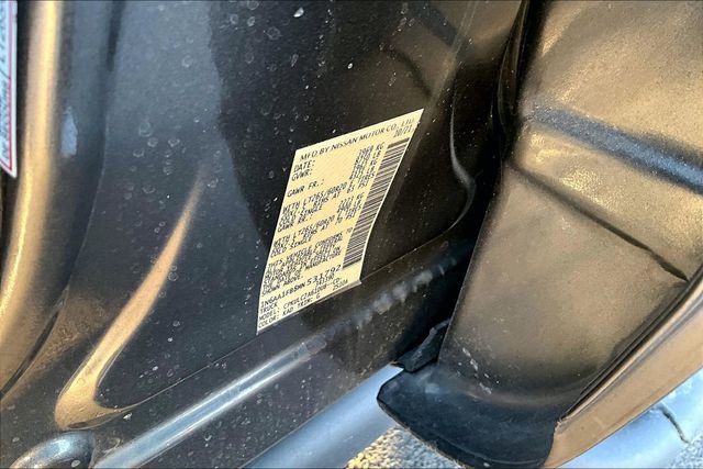 Used 2021 Nissan Titan SV w/ SV Convenience Package image 14