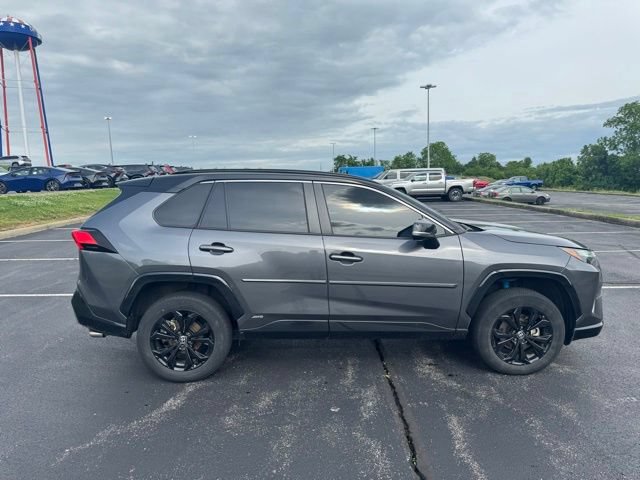 Used 2022 Toyota RAV4 XSE w/ XSE Grade Weather Package AWD/4WD image 2