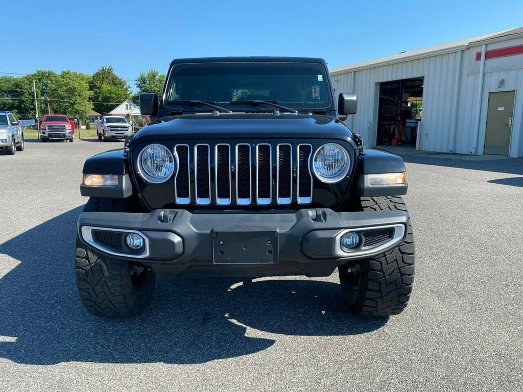 Used 2019 Jeep Wrangler Unlimited Sahara image 7