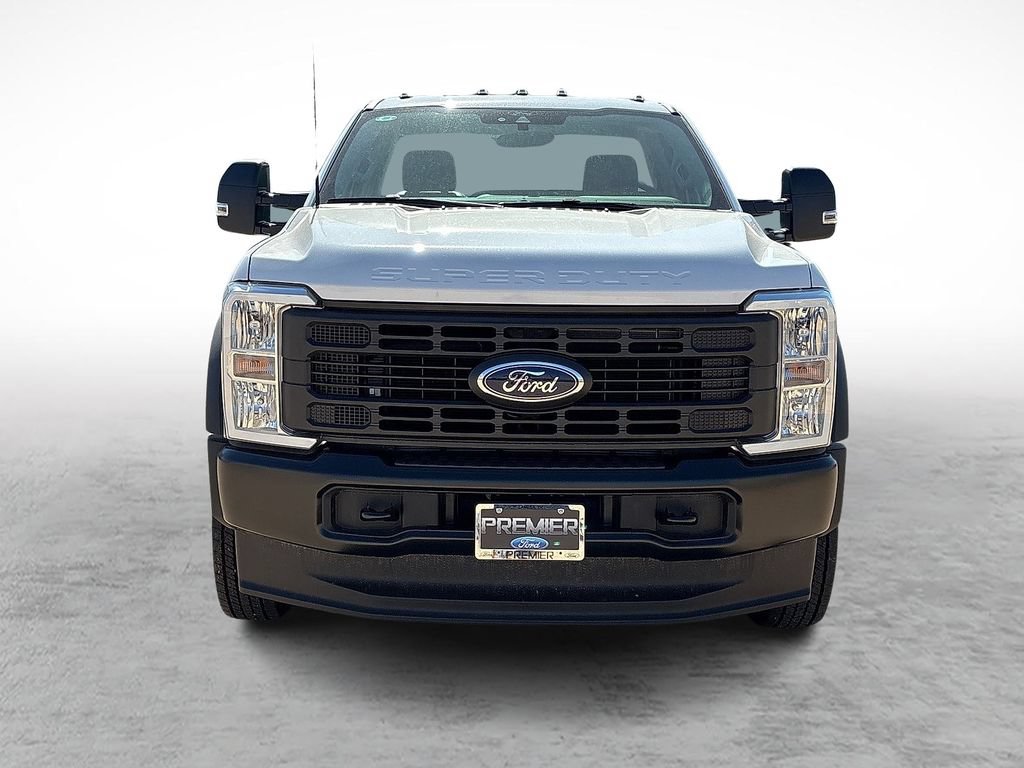 New 2026 Ford F550 4x4 Regular Cab Super Duty image 3