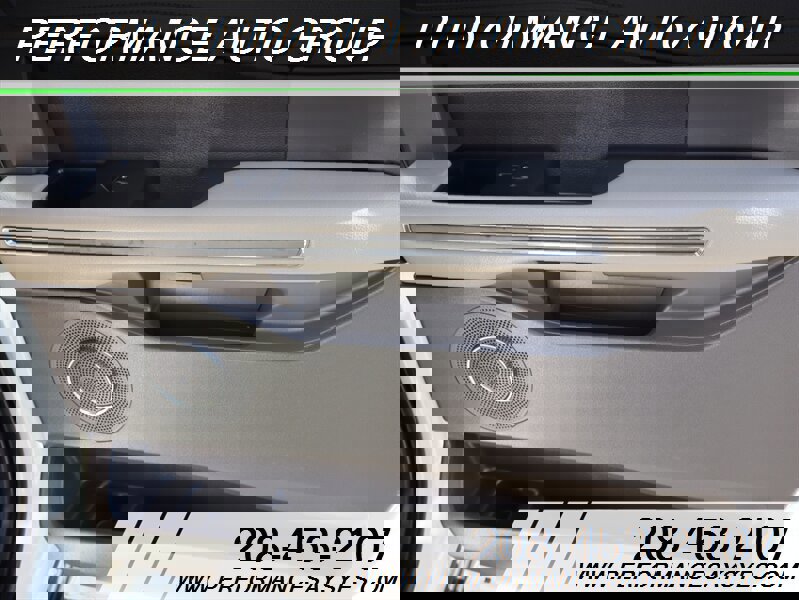 Used 2020 Ford Expedition Max XLT w/ Equipment Group 202A image 18