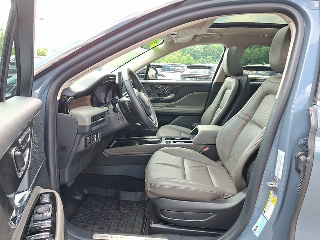 Used 2023 Lincoln Corsair Reserve w/ Equipment Group 201A AWD/4WD image 13