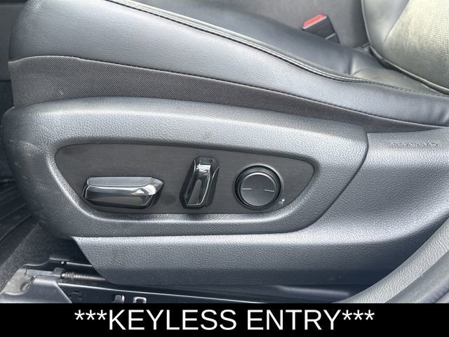 Used 2020 Lexus UX 250h w/ Premium Package image 11