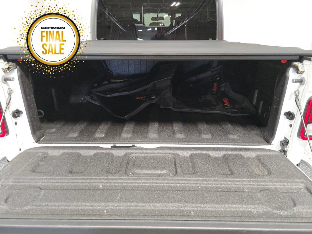 Used 2022 Jeep Gladiator Sport image 14