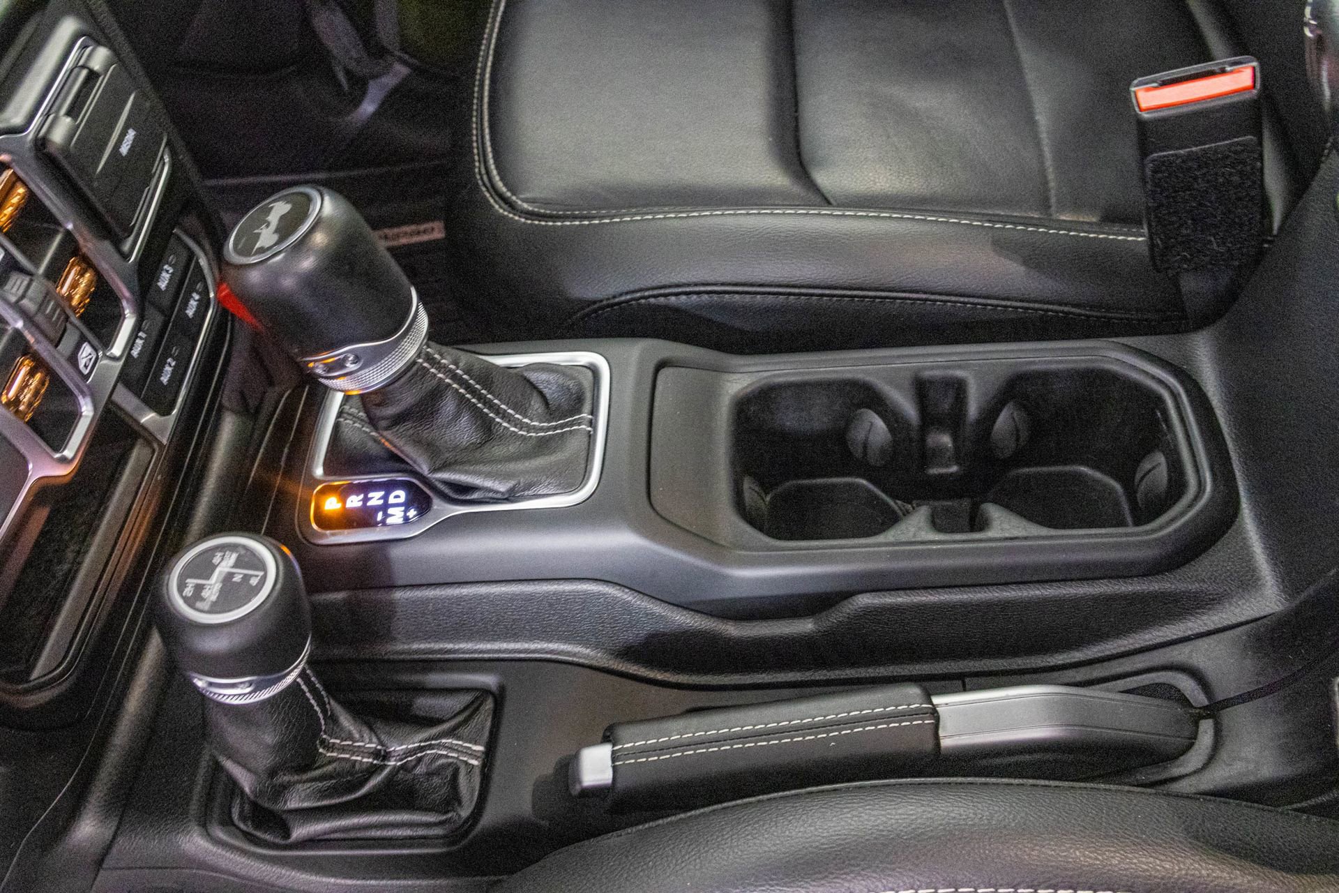 Used 2021 Jeep Wrangler Unlimited Sahara w/ Cold Weather Group image 39