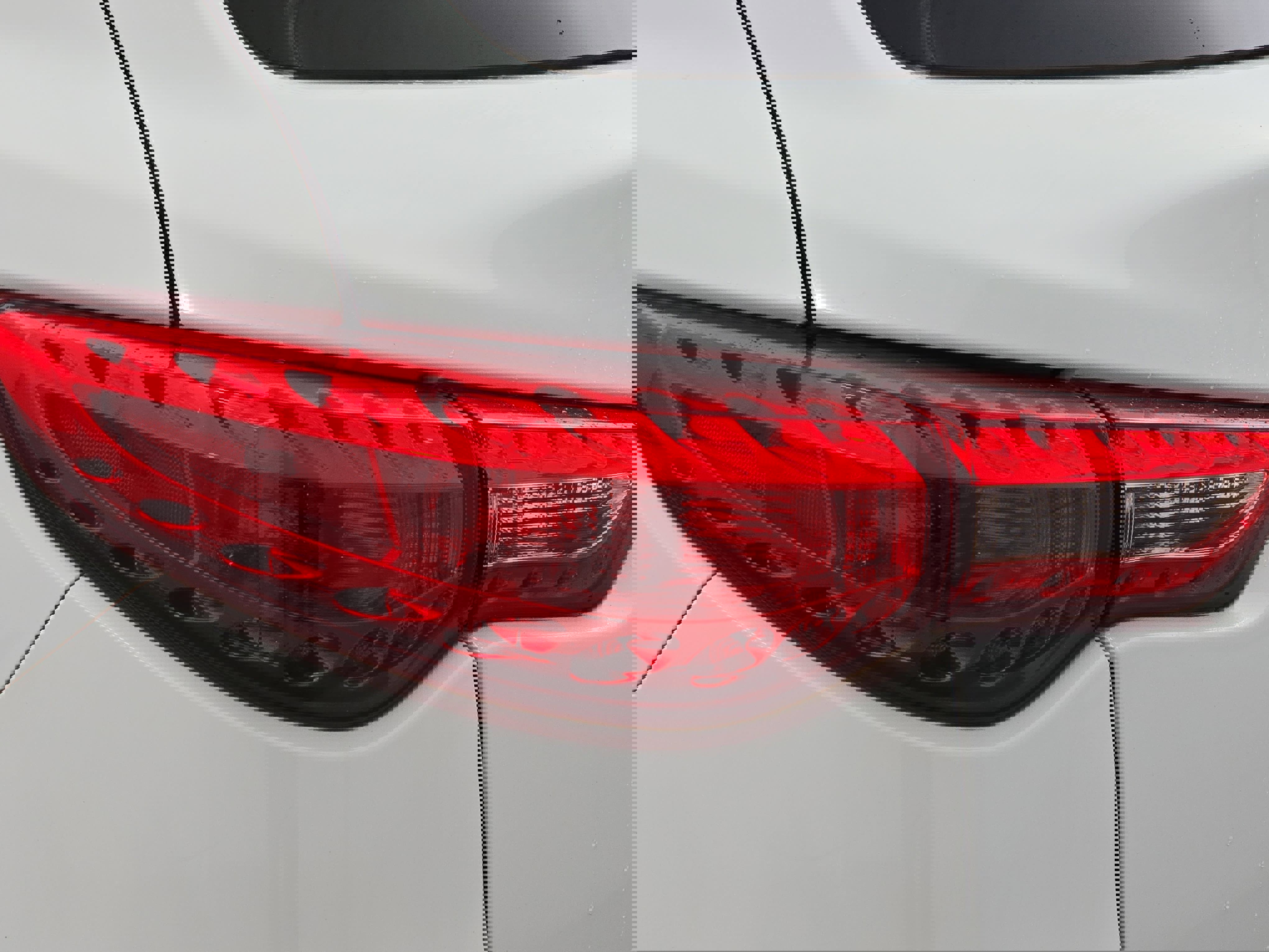 Used 2014 INFINITI QX70 AWD w/ Premium Package image 35