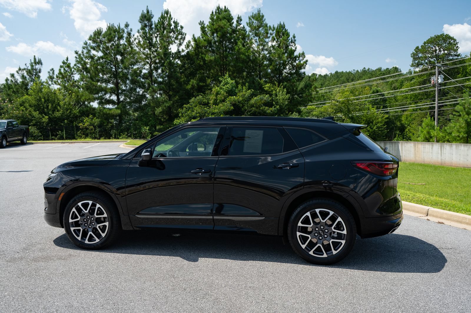 Used 2025 Chevrolet Blazer RS FWD image 7