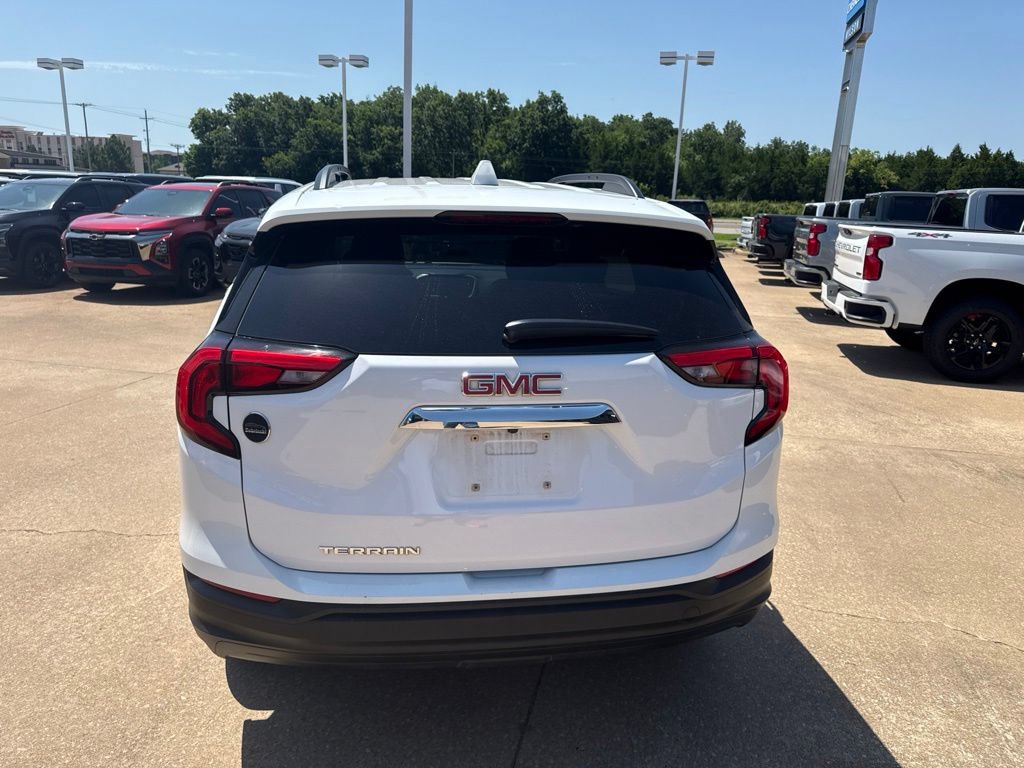 Used 2018 GMC Terrain SLE w/ Driver Convenience Package FWD image 5