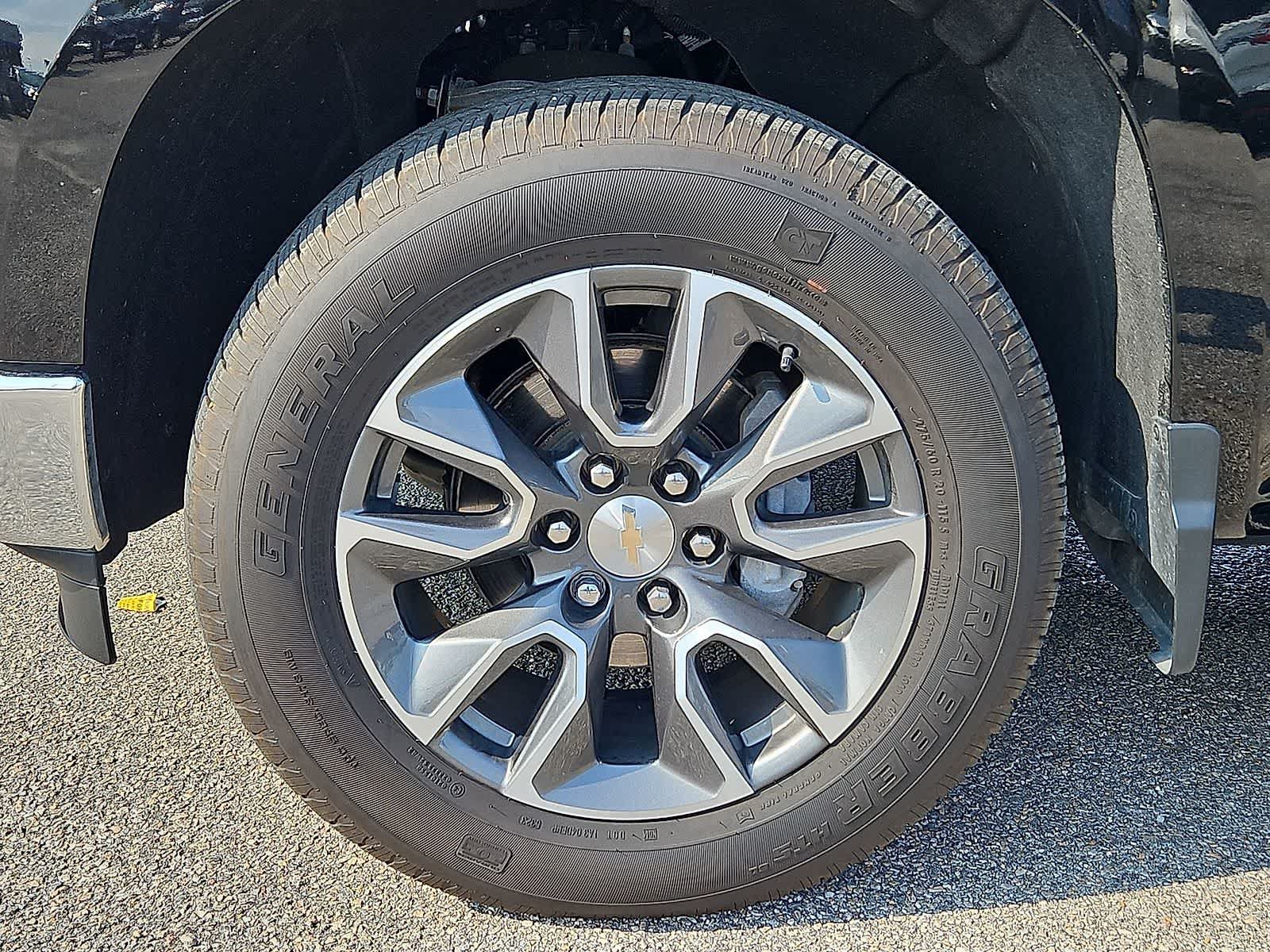 Used 2024 Chevrolet Silverado 1500 LT AWD/4WD image 36