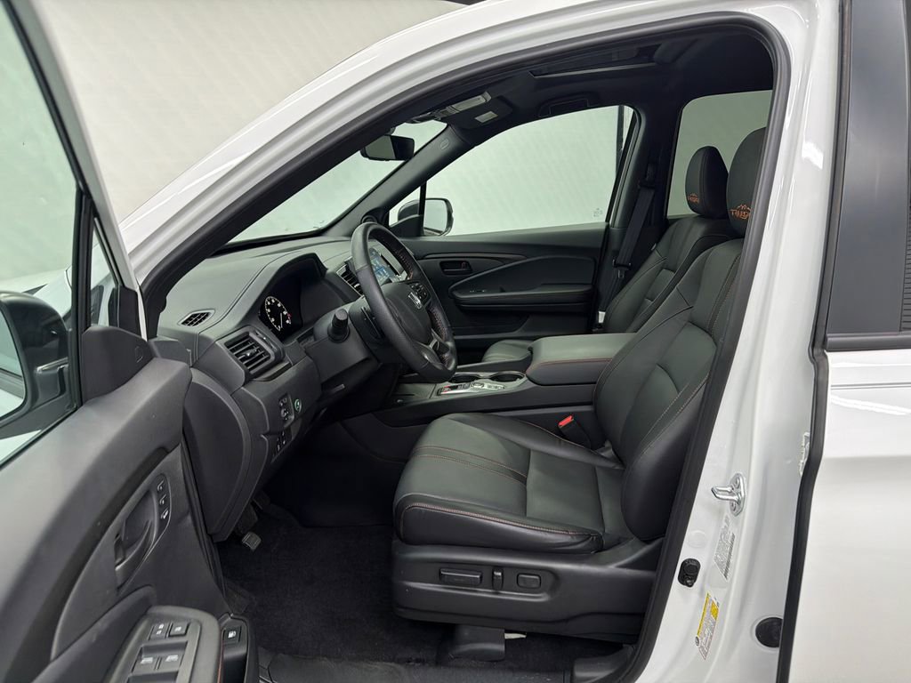Used 2024 Honda Ridgeline TrailSport image 9
