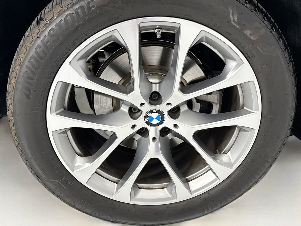 Certified 2026 BMW X5 xDrive40i w/ Climate Comfort Package AWD/4WD image 32