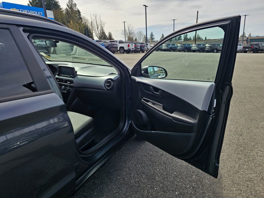 Used 2018 Hyundai Kona SEL image 26