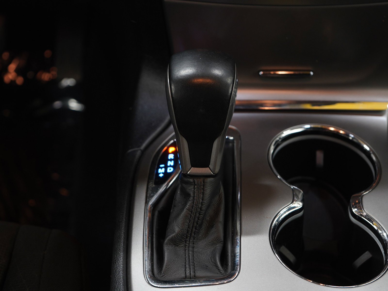 Used 2020 Jeep Grand Cherokee Laredo w/ Security & Convenience Group image 20